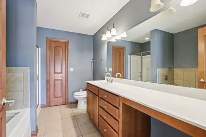 4041 S Fohr Dr, New Berlin, WI 53151 - Photo 21