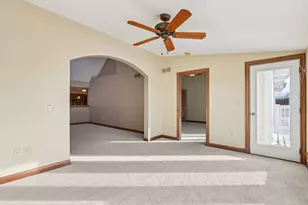 4041 S Fohr Dr, New Berlin, WI 53151 - Photo 11