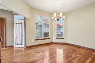 4041 S Fohr Dr, New Berlin, WI 53151 - Photo 5