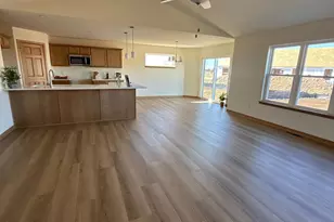 1313 Peony Pl, Fort Atkinson, WI 53538 - Photo 7