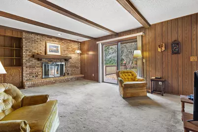 S42W34366  Griffith Ln, Ottawa, WI 53118 - Photo 9