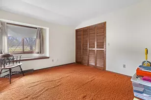 S42W34366 Griffith Ln, Ottawa, WI 53118 - Photo 19