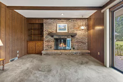 S42W34366  Griffith Ln, Ottawa, WI 53118 - Photo 11