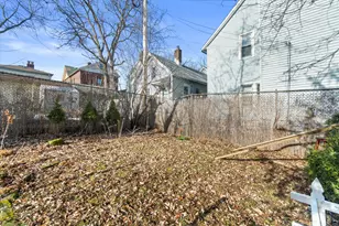 1751 N Franklin Pl, Milwaukee, WI 53202 - Photo 25