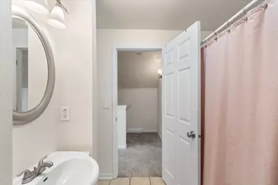 1751 N Franklin Pl, Milwaukee, WI 53202 - Photo 21