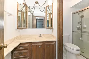 4215 N 100th St, Milwaukee, WI 53222 - Photo 21