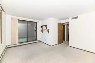 4215 N 100th St, Milwaukee, WI 53222 - Photo 17