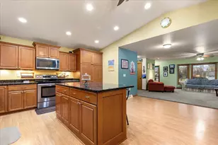 3465 Nassau Dr, Brookfield, WI 53045 - Photo 11