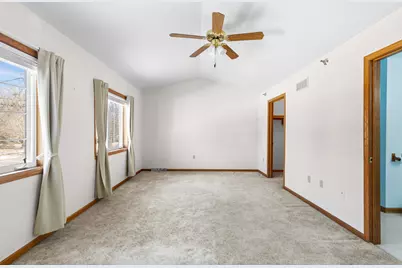 4225 W Grange Ave, Greenfield, WI 53221 - Photo 13