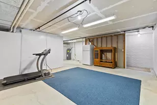 4225 W Grange Ave, Greenfield, WI 53221 - Photo 25