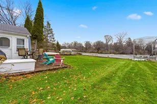 2736 Nagawicka Ave, Delafield, WI 53018 - Photo 19