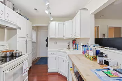 2736  Nagawicka Ave, Delafield, WI 53018 - Photo 13