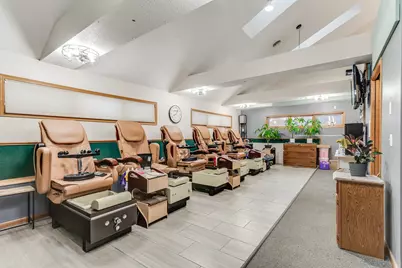 601  McHugh Rd, Holmen, WI 54636 - Photo 15