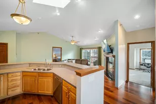 17795 W Jacob's Dr, New Berlin, WI 53146 - Photo 11