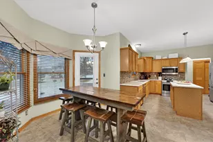 8454 Northview Dr, Pleasant Prairie, WI 53158 - Photo 15