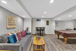 8454 Northview Dr, Pleasant Prairie, WI 53158 - Photo 7