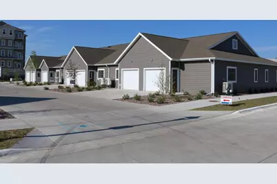 1321  Hagar St, La Crosse, WI 54603 - Photo 1