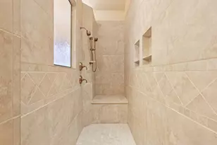 1701 E Bristlecone Dr, Hartland, WI 53029 - Photo 49