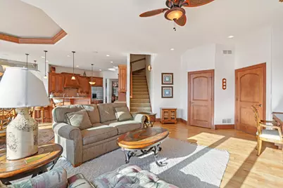 1701 E Bristlecone Dr, Hartland, WI 53029 - Photo 33