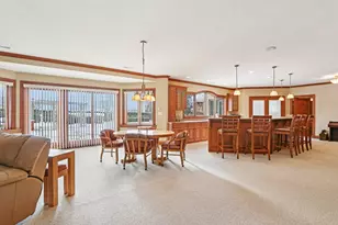 1701 E Bristlecone Dr, Hartland, WI 53029 - Photo 69