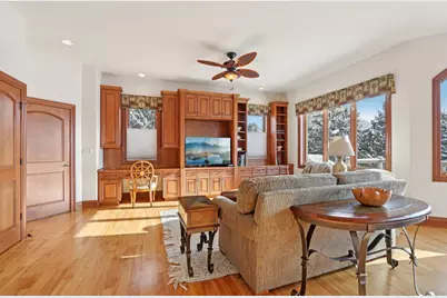 1701 E Bristlecone Dr, Hartland, WI 53029 - Photo 31