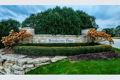 1701 E Bristlecone Dr, Hartland, WI 53029 - Photo 17