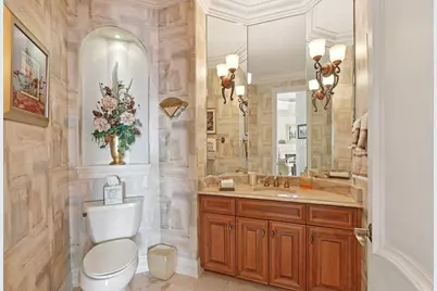 1701 E Bristlecone Dr, Hartland, WI 53029 - Photo 83