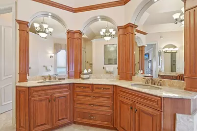 1701 E Bristlecone Dr, Hartland, WI 53029 - Photo 51