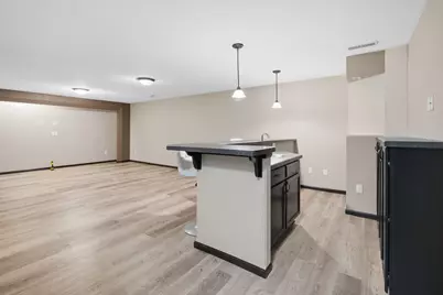 9304 W Mt Zion Dr, Milwaukee, WI 53224 - Photo 11