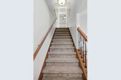 9304 W Mt Zion Dr, Milwaukee, WI 53224 - Photo 17