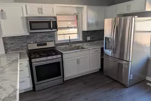 5817 N 91st St, Milwaukee, WI 53225 - Photo 3