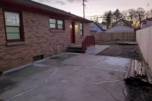 5817 N 91st St, Milwaukee, WI 53225 - Photo 25