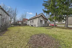 2200 S 84th St, West Allis, WI 53227 - Photo 15