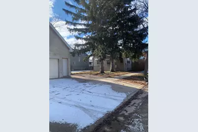 2200 S 84th St, West Allis, WI 53227 - Photo 25