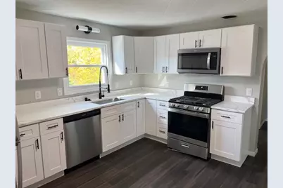 6119 N Spencer Pl, Milwaukee, WI 53218 - Photo 3