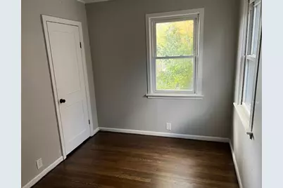 6119 N Spencer Pl, Milwaukee, WI 53218 - Photo 9