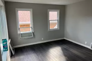 6119 N Spencer Pl, Milwaukee, WI 53218 - Photo 7