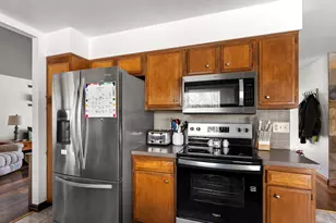 2440 Victoria Dr, Manitowoc Rapids, WI 54220 - Photo 9