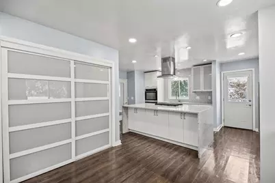 2003 S Valley Spring Dr, New Berlin, WI 53151 - Photo 15