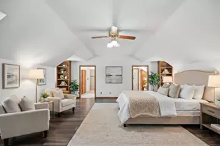 2003 S Valley Spring Dr, New Berlin, WI 53151 - Photo 35