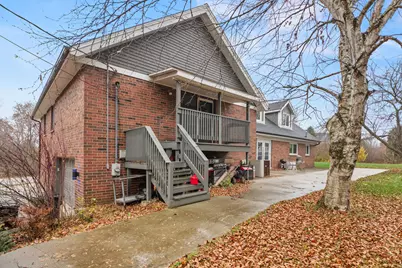 2003 S Valley Spring Dr, New Berlin, WI 53151 - Photo 49