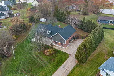 2003 S Valley Spring Dr, New Berlin, WI 53151 - Photo 61