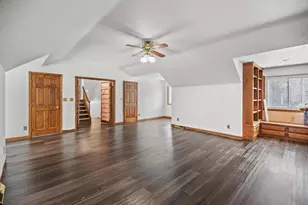 2003 S Valley Spring Dr, New Berlin, WI 53151 - Photo 37