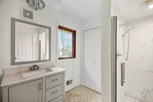 2003 S Valley Spring Dr, New Berlin, WI 53151 - Photo 29