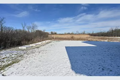 N75W17838  Woody Ln, Menomonee Falls, WI 53051 - Photo 3
