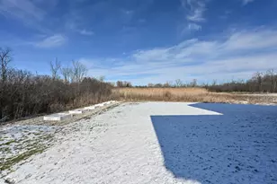 N75W17838 Woody Ln, Menomonee Falls, WI 53051 - Photo 3