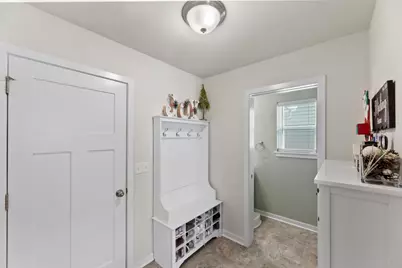 1084  Spruce Ct, Oconomowoc, WI 53066 - Photo 9