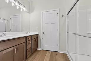 9594 S Sophia Ct, Franklin, WI 53132 - Photo 15