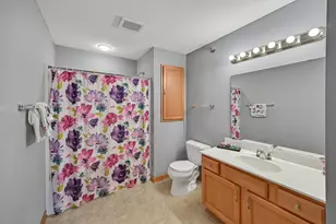 12248 W Virginia Cir, Franklin, WI 53132 - Photo 15