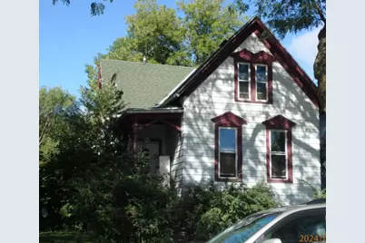 2935 N Vel R Phillips Ave, Milwaukee, WI 53212 - Photo 1